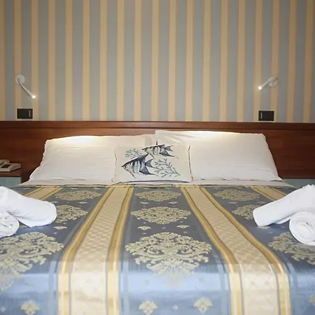 Dear Hotel 3*