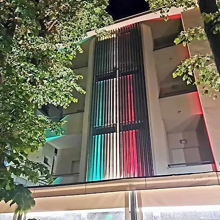 Hotel Dear 3*