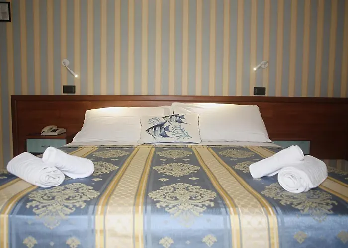 Dear Hotel 3*