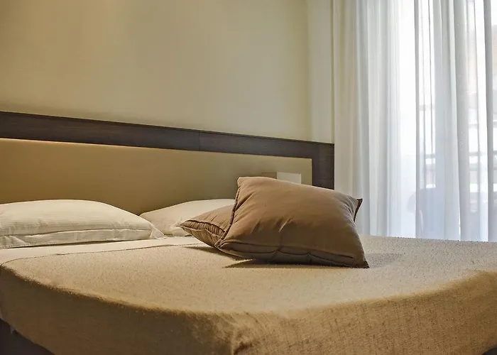 Hotel Dear 3*