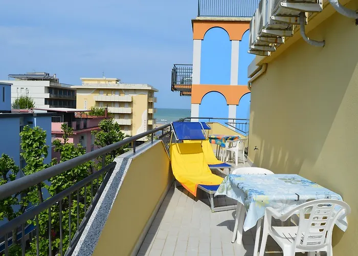 Dear Hotel 3*