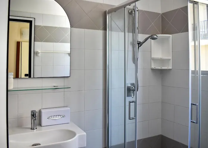 Dear Hotel 3*