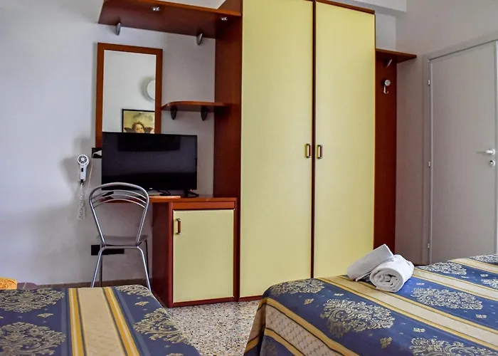 Hotel Dear