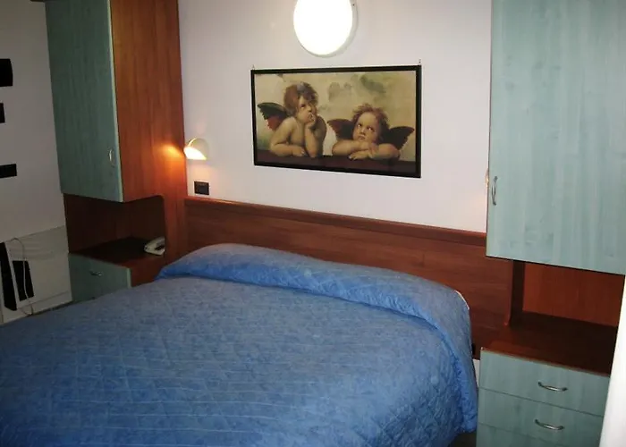 ホテル Dear リミニ