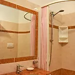 Hotell Dear 3*